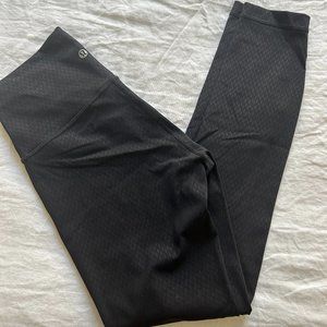 Wunder Under High-Rise Tight 25", Size 4 in Black speckle